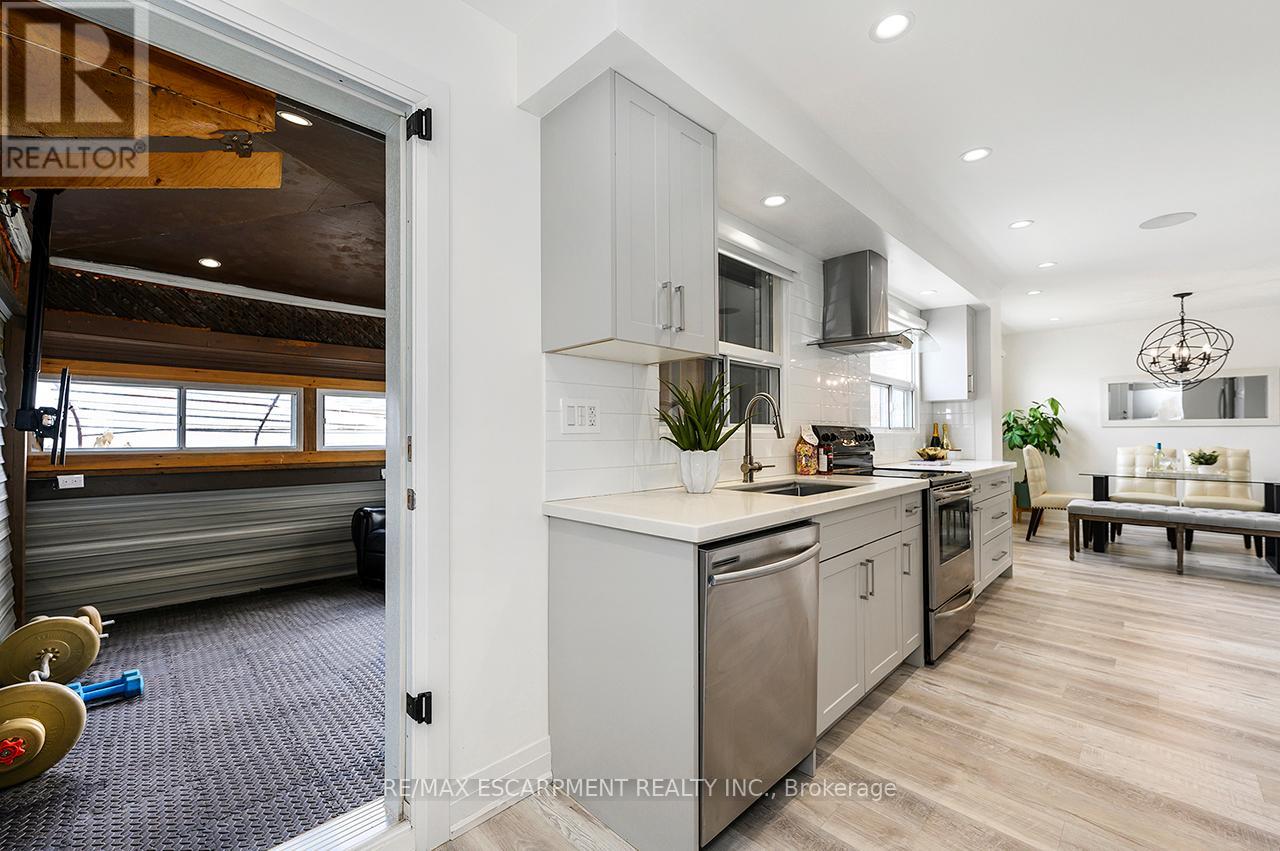 3726 HOLDEN CRESCENT, Mississauga (Mississauga Valleys), Ontario, L5A2V8 — Photo 19