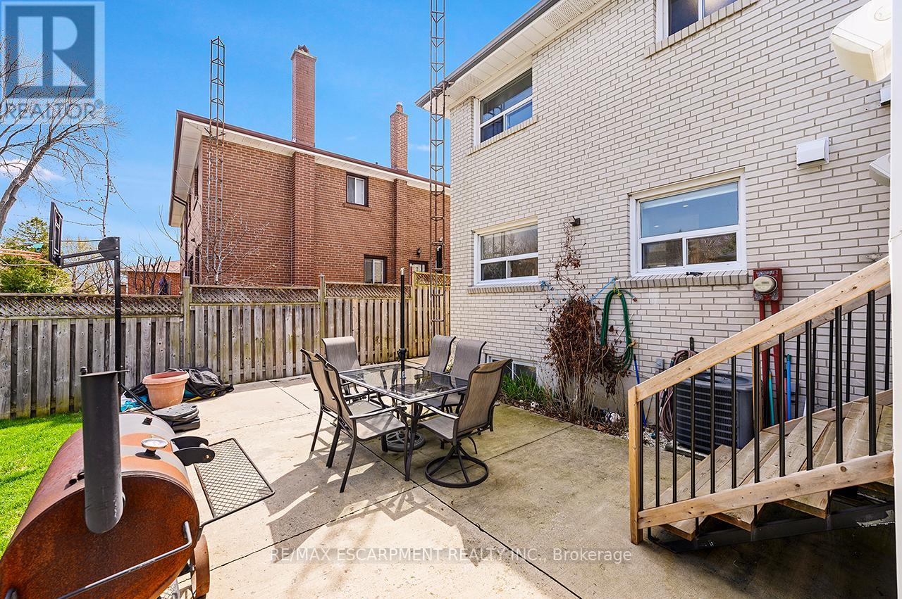 3726 HOLDEN CRESCENT, Mississauga (Mississauga Valleys), Ontario, L5A2V8 — Photo 44