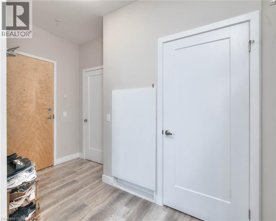100 GARMENT Street Unit# 802, Kitchener, Ontario, N2G0C3 — Photo 5