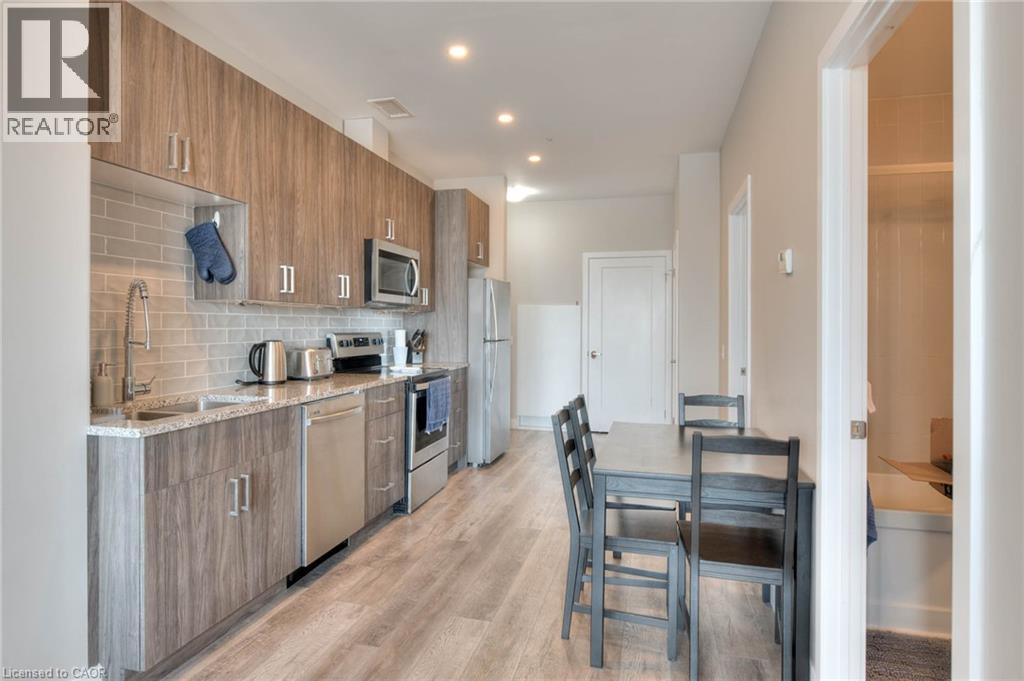 100 GARMENT Street Unit# 802, Kitchener, Ontario, N2G0C3 — Photo 8