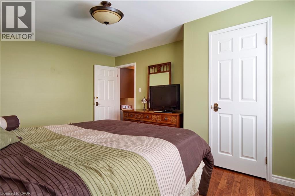 108 QUEENSWAY Drive, St. Jacobs, Ontario, N0B2N0 — Photo 18