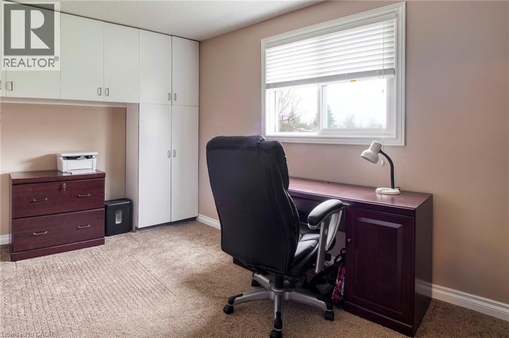 108 QUEENSWAY Drive, St. Jacobs, Ontario, N0B2N0 — Photo 26