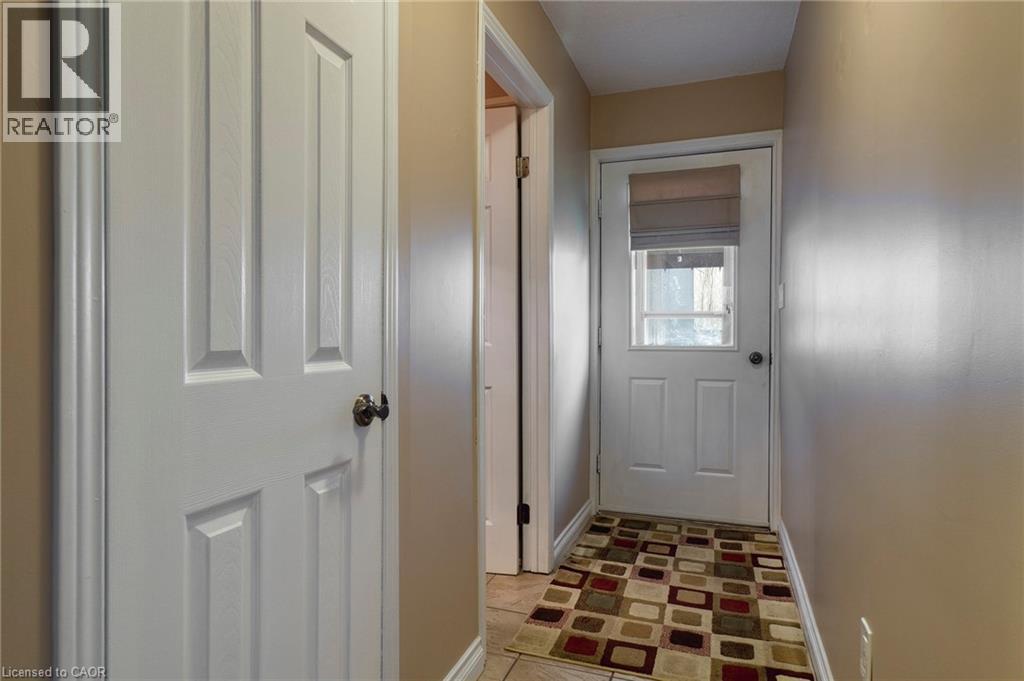 108 QUEENSWAY Drive, St. Jacobs, Ontario, N0B2N0 — Photo 27