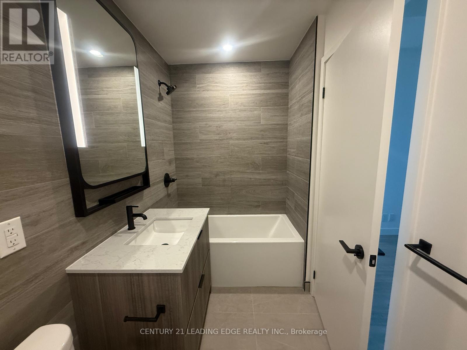 830 - 1050 EASTERN AVENUE, Toronto (The Beaches), Ontario, M4L0B7 — Photo 11