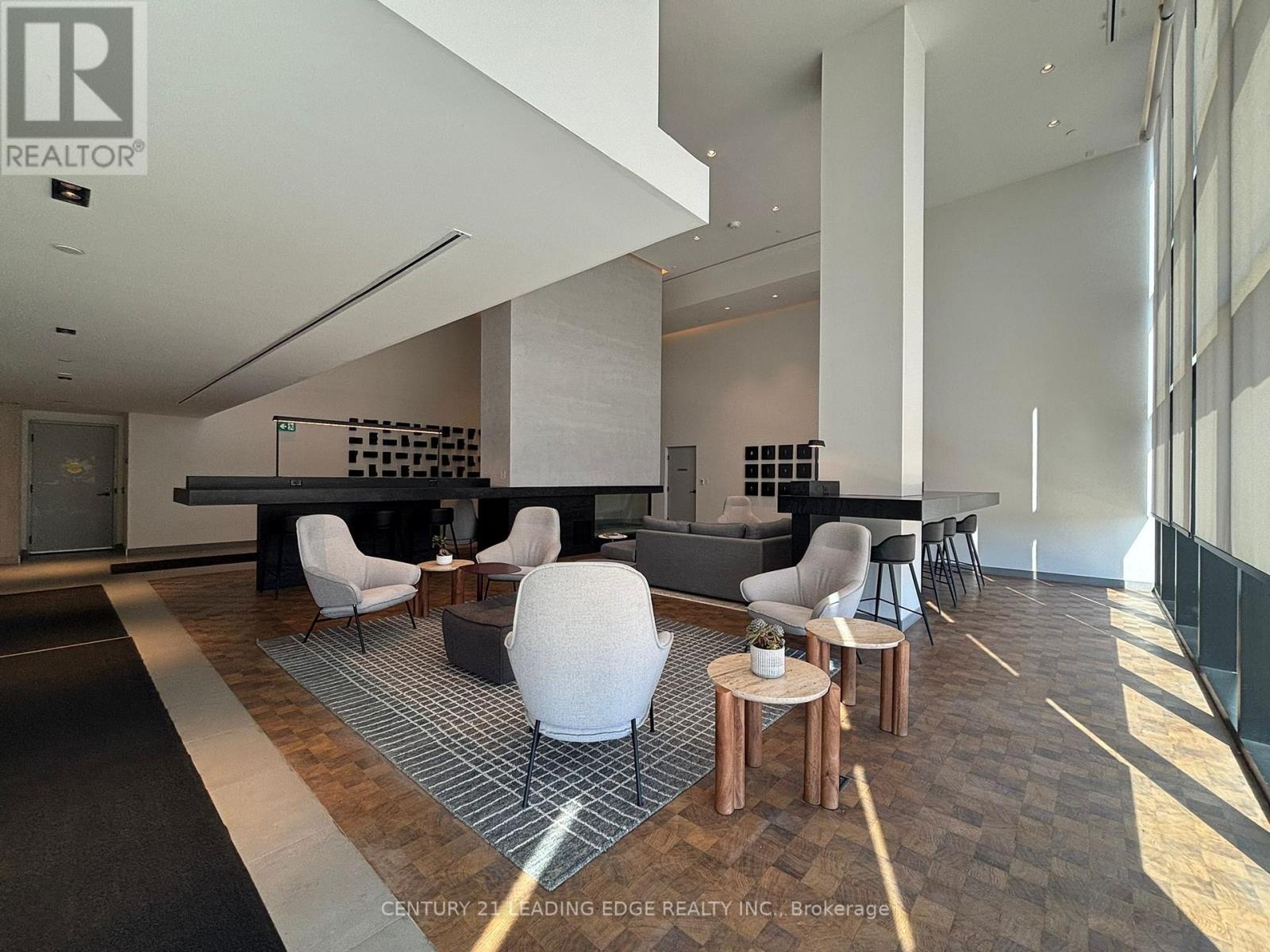 830 - 1050 EASTERN AVENUE, Toronto (The Beaches), Ontario, M4L0B7 — Photo 2