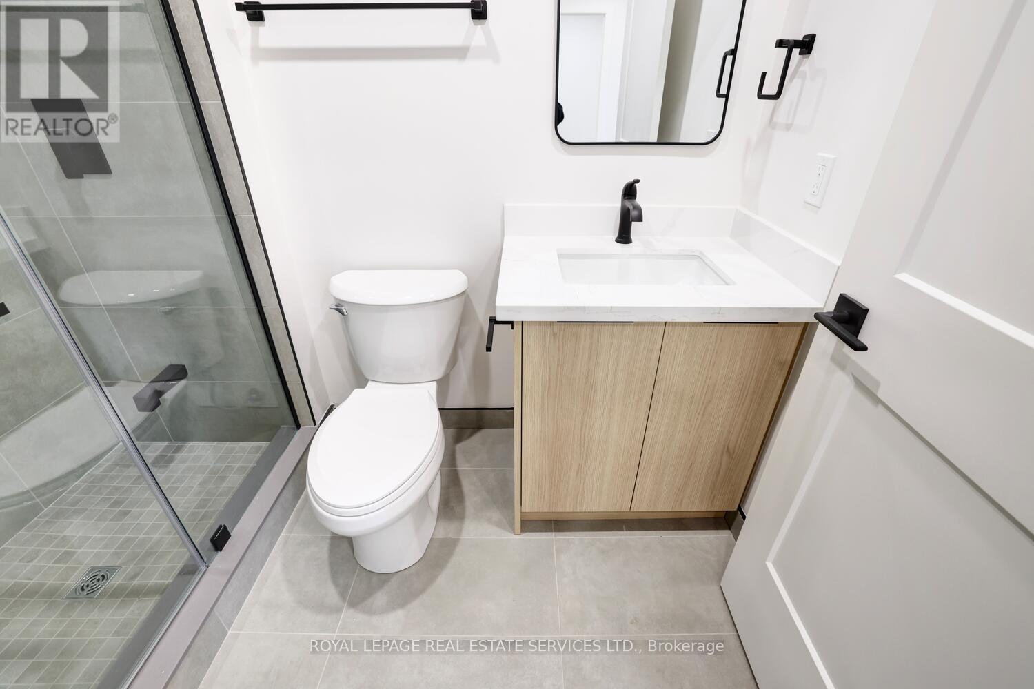 303 - 20 DUKE STREET, Hamilton (Durand), Ontario, L8P1X1 — Photo 8