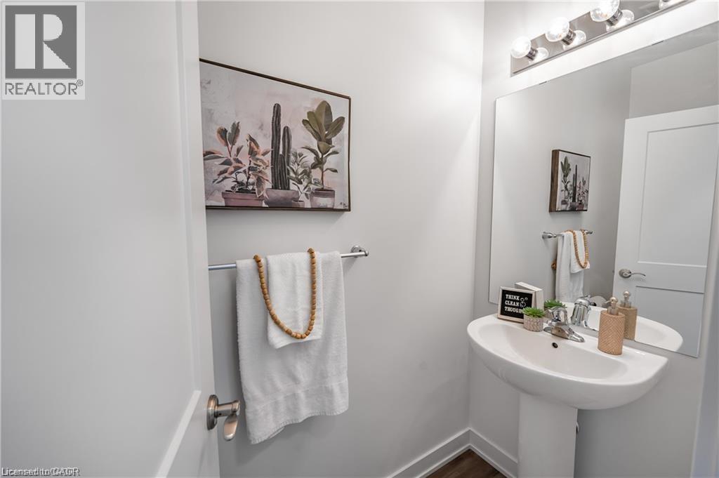 110 FERGUS Avenue Unit# 7, Kitchener, Ontario, N2A0K9 — Photo 5