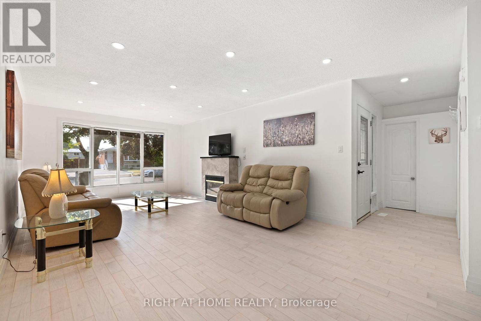 1147 SATURNIA CRESCENT, Mississauga (Applewood), Ontario, L4Y2M2 — Photo 10