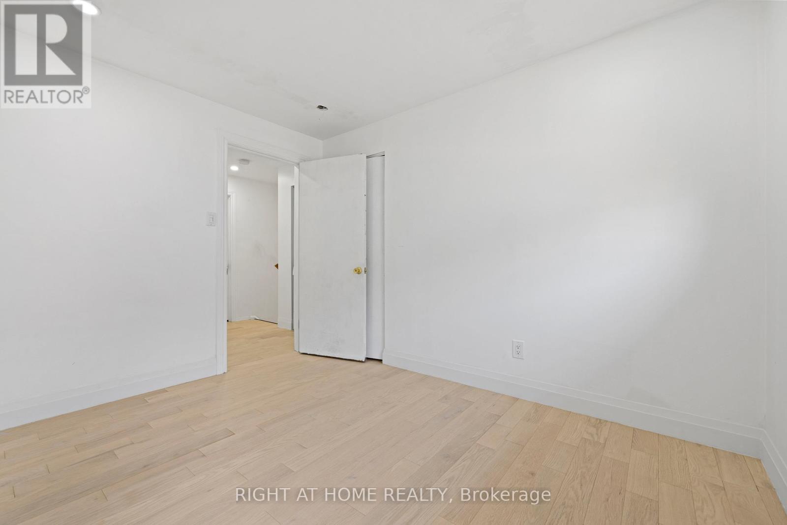 1147 SATURNIA CRESCENT, Mississauga (Applewood), Ontario, L4Y2M2 — Photo 22