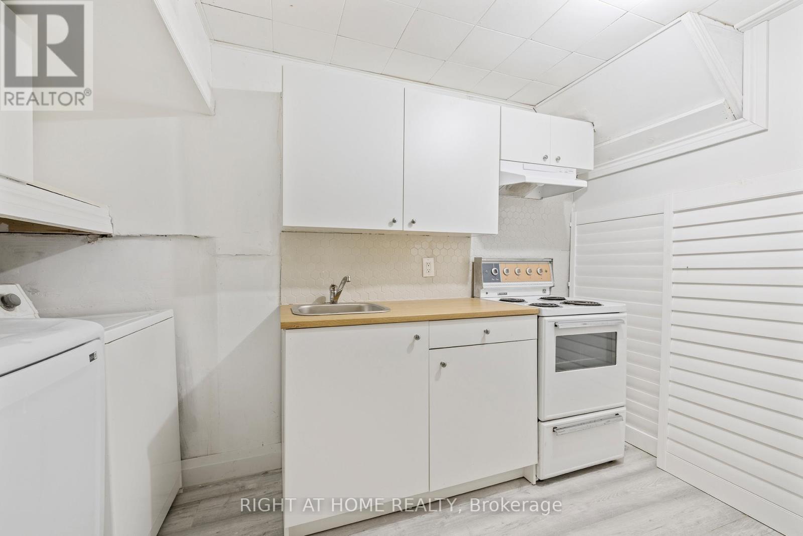 1147 SATURNIA CRESCENT, Mississauga (Applewood), Ontario, L4Y2M2 — Photo 32