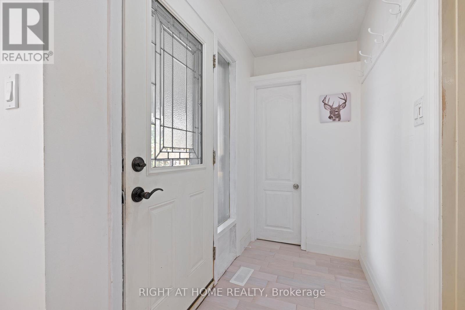 1147 SATURNIA CRESCENT, Mississauga (Applewood), Ontario, L4Y2M2 — Photo 7