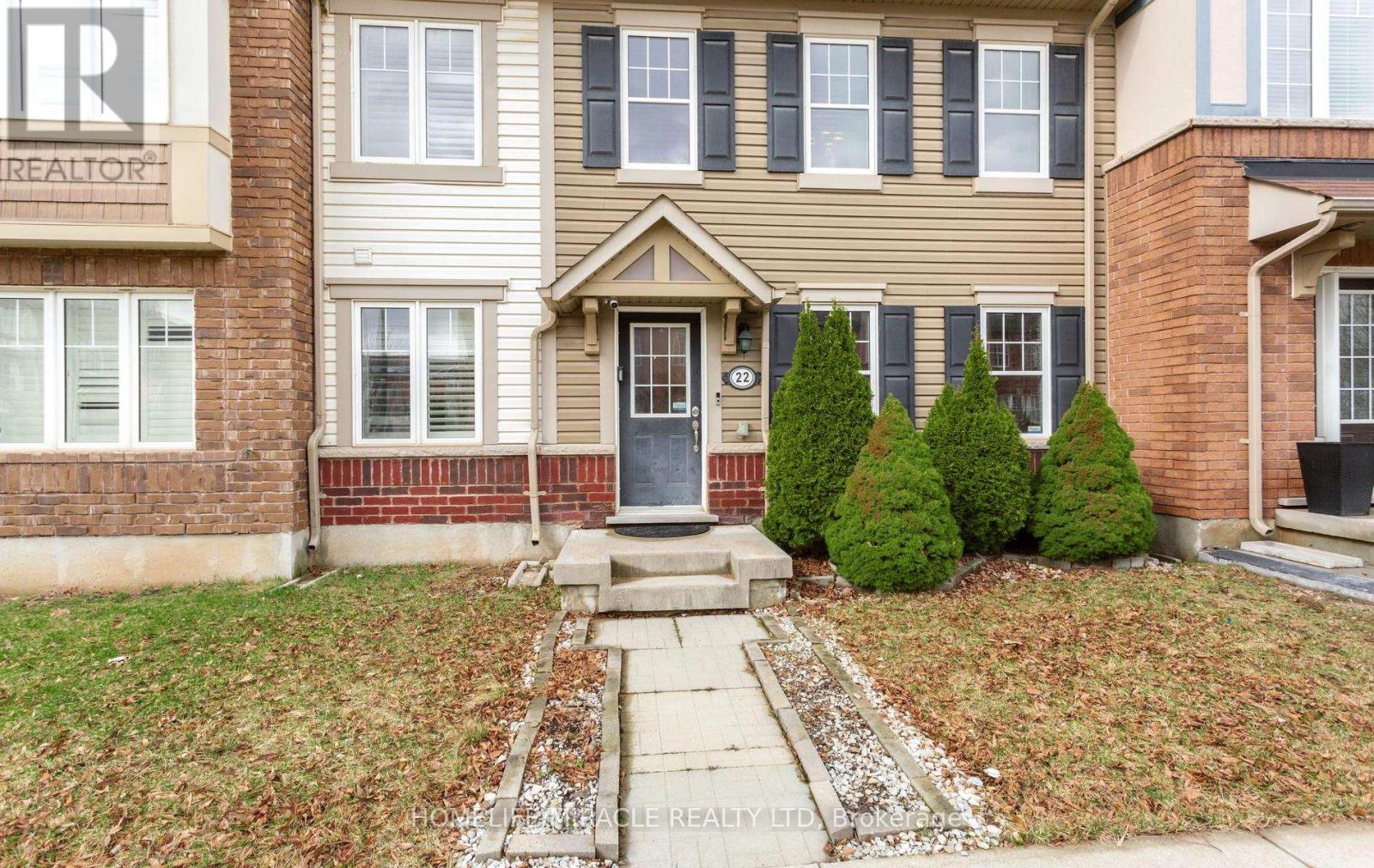 22 CROSSBILL ROAD, Brampton (Northwest Brampton), Ontario, L7A0S5 — Photo 3