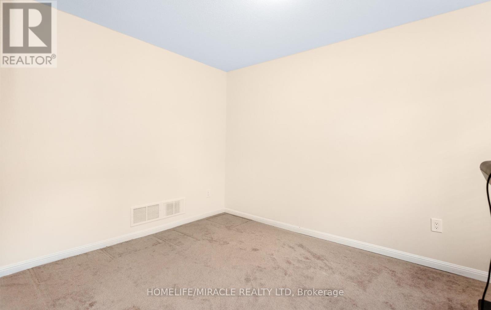 22 CROSSBILL ROAD, Brampton (Northwest Brampton), Ontario, L7A0S5 — Photo 8