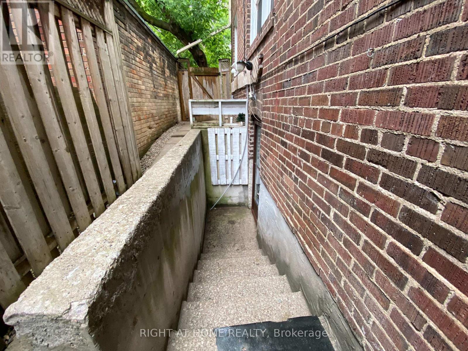 BSMT - 1196 AVENUE ROAD, Toronto (Lawrence Park South), Ontario, M5N2G1 — Photo 21