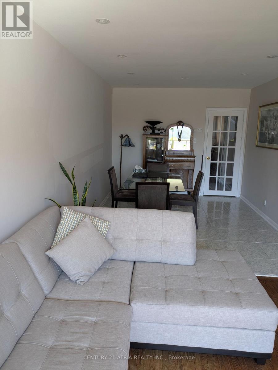 339 TAYLOR MILLS DRIVE N, Richmond Hill (Crosby), Ontario, L4C2T8 — Photo 9