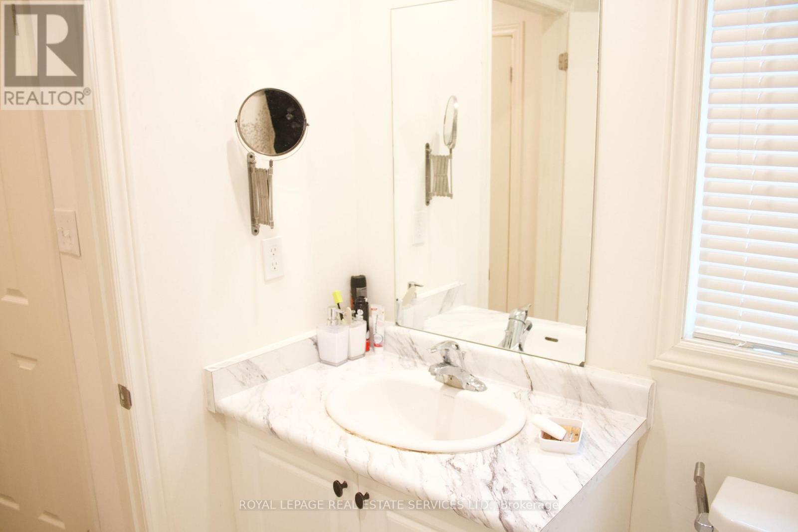 630 MOCKRIDGE TERRACE, Milton (Walker), Ontario, L6T8W1 — Photo 5