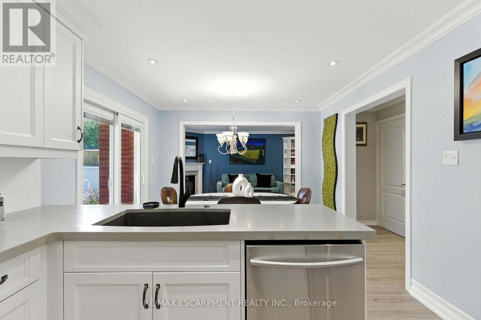 106 RYANS WAY, Hamilton (Waterdown), Ontario, L8B0P3 — Photo 13