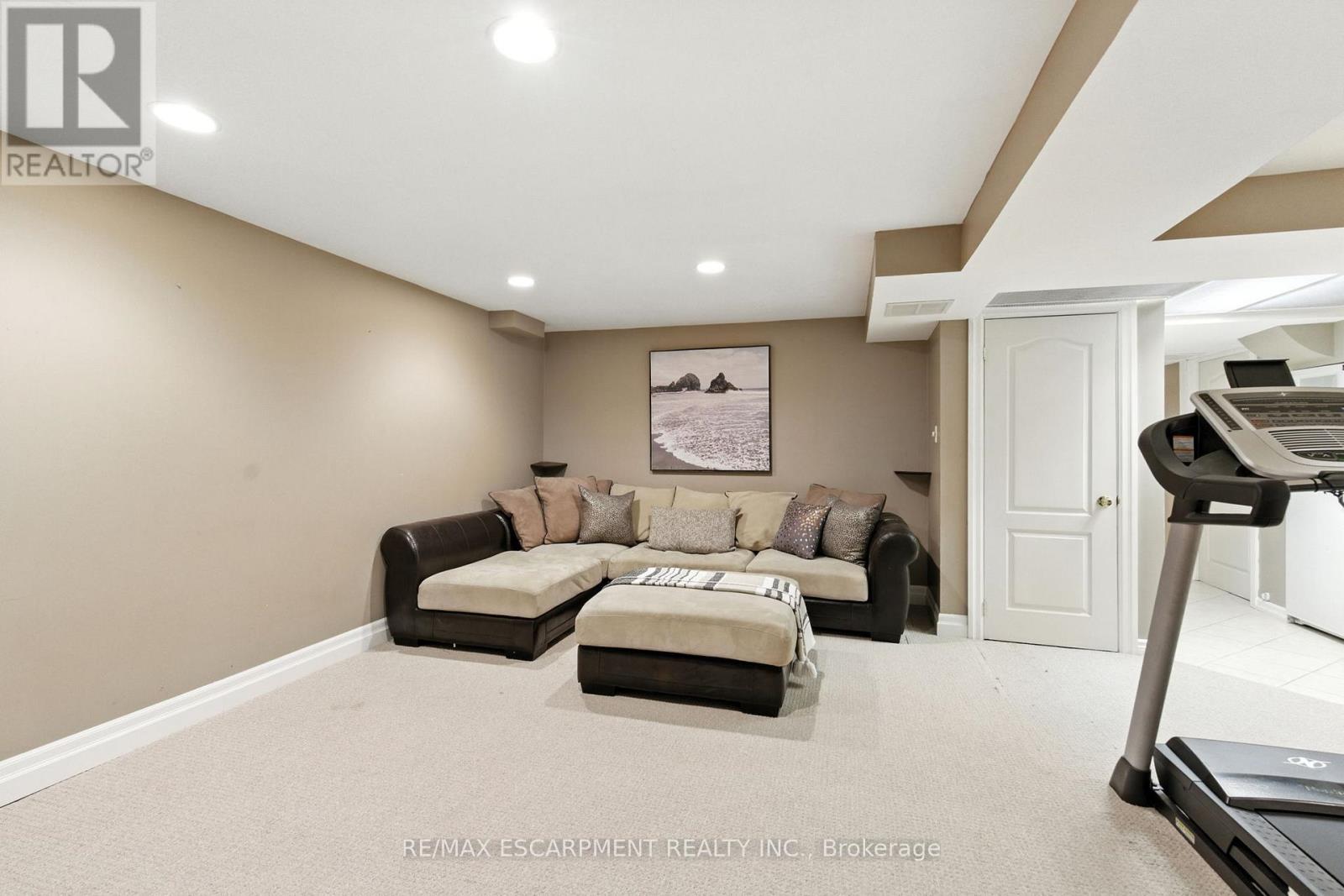 106 RYANS WAY, Hamilton (Waterdown), Ontario, L8B0P3 — Photo 42