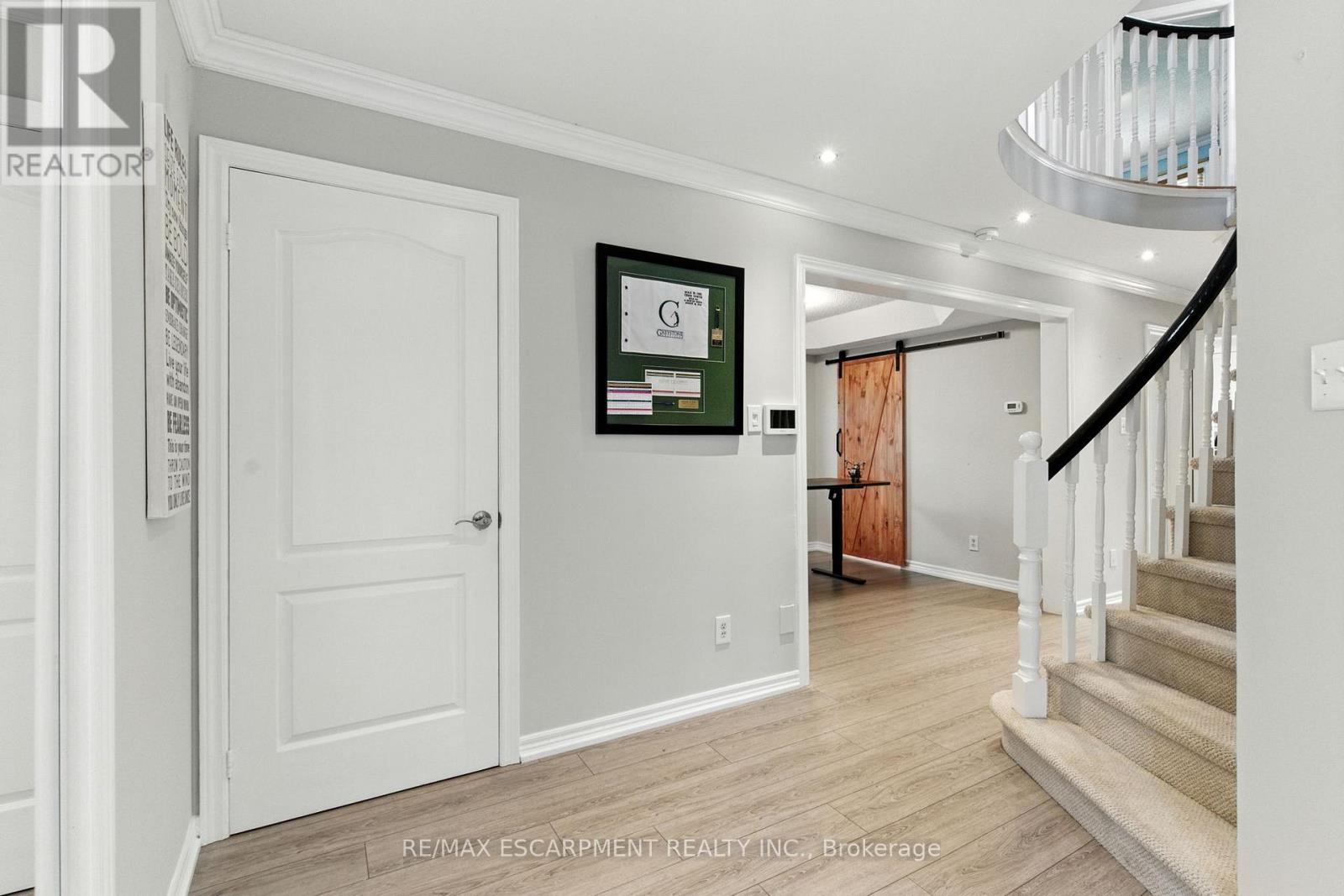 106 RYANS WAY, Hamilton (Waterdown), Ontario, L8B0P3 — Photo 6