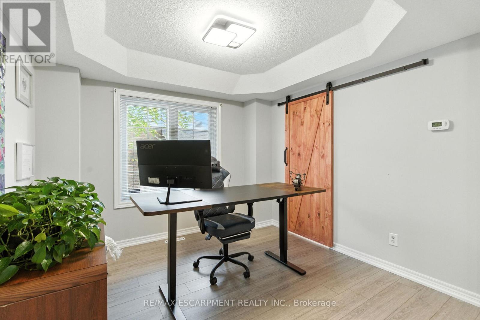 106 RYANS WAY, Hamilton (Waterdown), Ontario, L8B0P3 — Photo 7