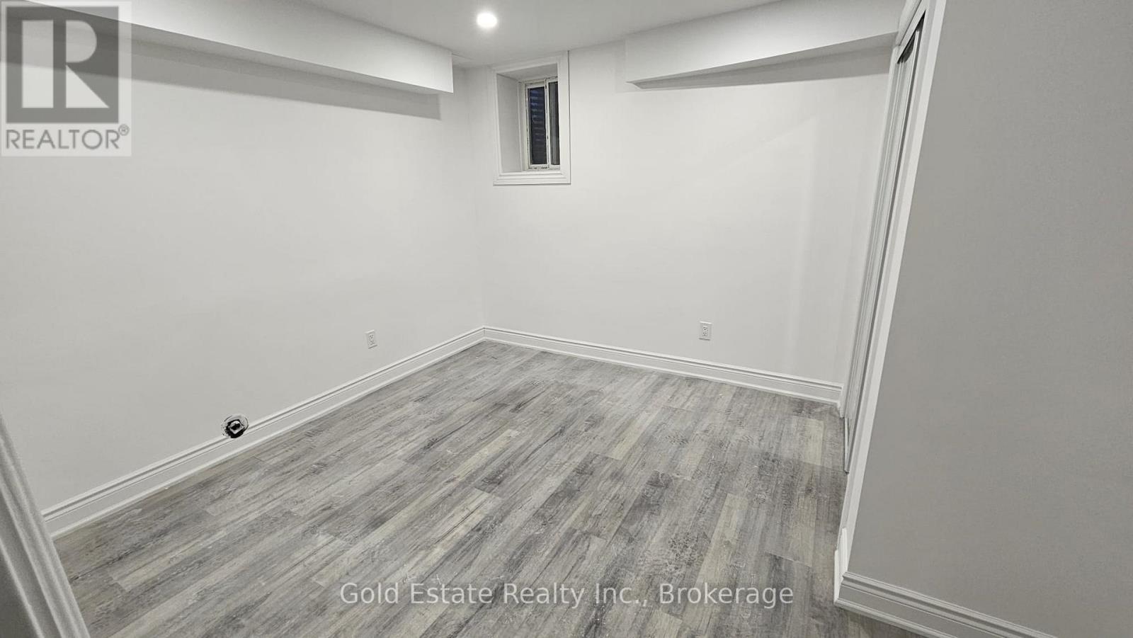 LOWER 212 SPRING CREEK DRIVE, Hamilton (Waterdown), Ontario, L0R2H8 — Photo 5