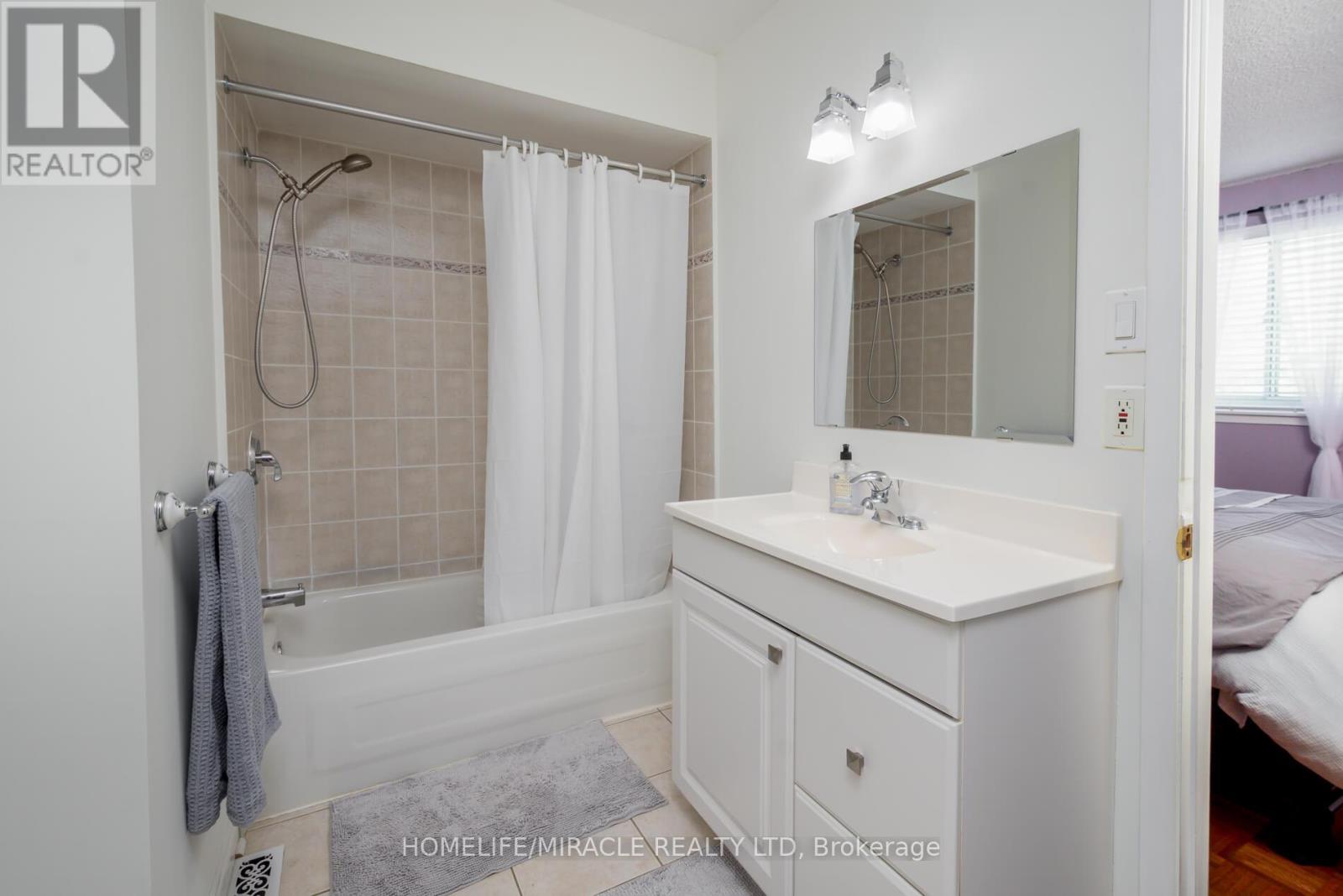 51 - 70 MOREGATE CRESCENT, Brampton (Central Park), Ontario, L6S3K9 — Photo 24