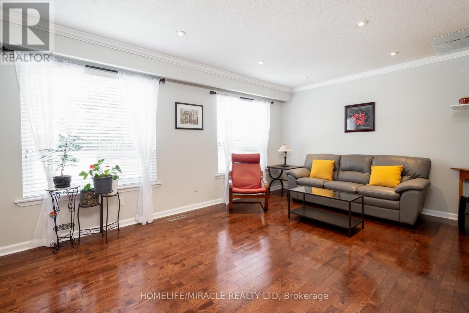 51 - 70 MOREGATE CRESCENT, Brampton (Central Park), Ontario, L6S3K9 — Photo 7