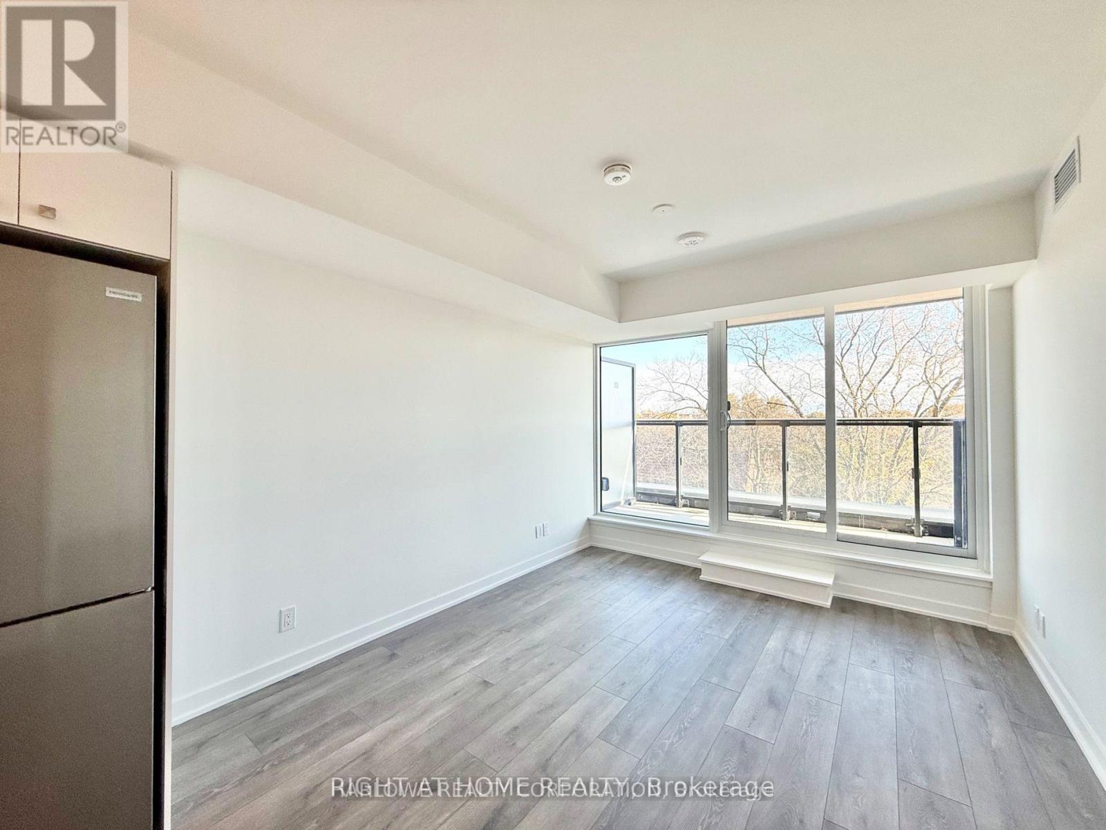 514 - 2 MANDERLEY DRIVE, Toronto (Birchcliffe-Cliffside), Ontario, M1N1R6 — Photo 3