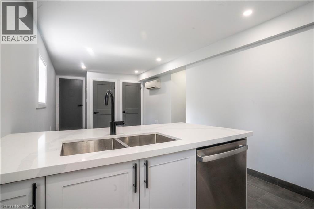 130 ELGIN Street Unit# 2, Brantford, Ontario, N3S5A5 — Photo 2