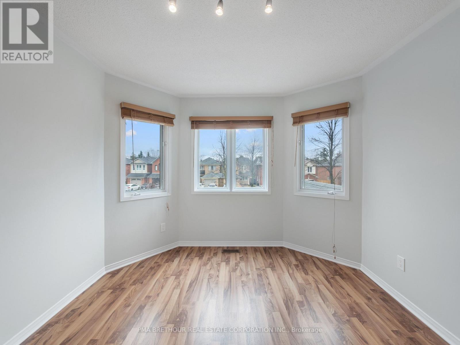 110 WHITE PINE CRESCENT, Pickering (Highbush), Ontario, L1V6S3 — Photo 19