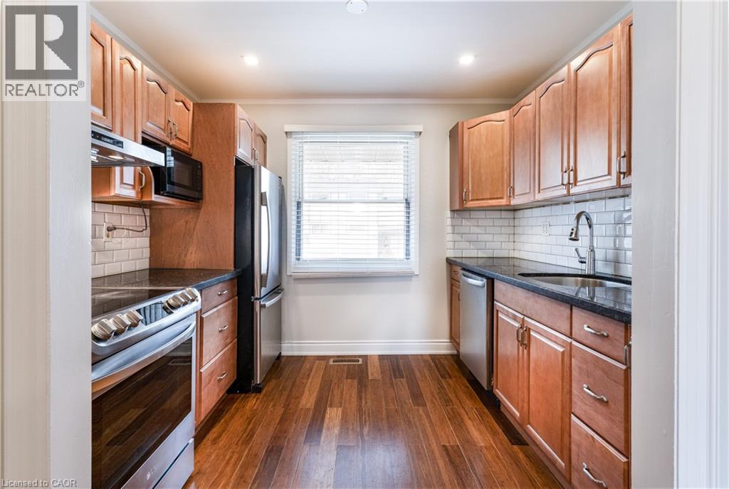 85 ALBRIGHT Road Unit# 3, Hamilton, Ontario, L8K6H1 — Photo 4