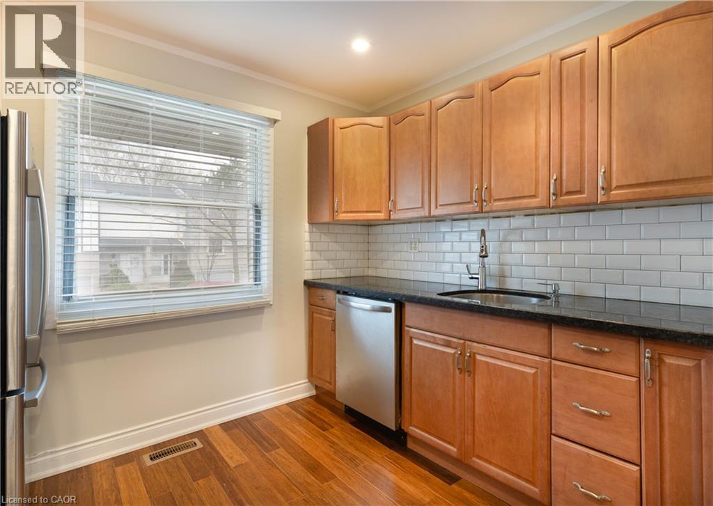 85 ALBRIGHT Road Unit# 3, Hamilton, Ontario, L8K6H1 — Photo 5