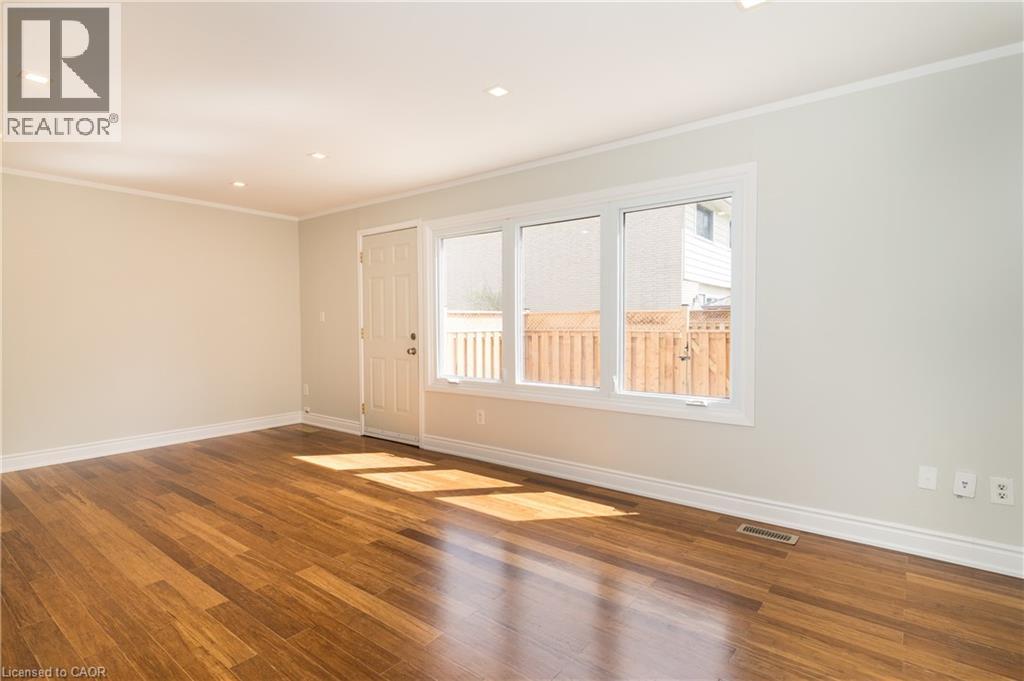 85 ALBRIGHT Road Unit# 3, Hamilton, Ontario, L8K6H1 — Photo 8