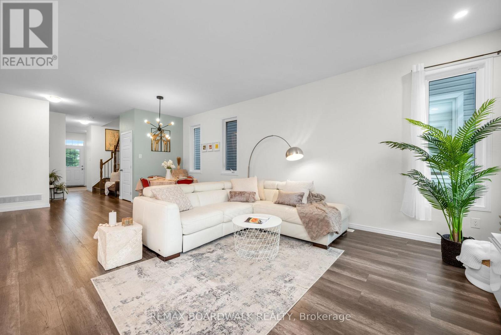 302 HALIBURTON HEIGHTS, Ottawa, Ontario, K2S1S3 — Photo 14