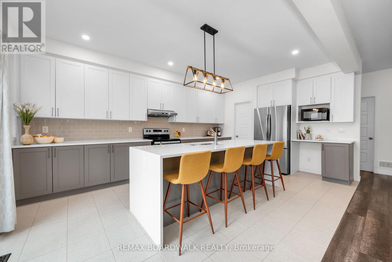 302 HALIBURTON HEIGHTS, Ottawa, Ontario, K2S1S3 — Photo 16