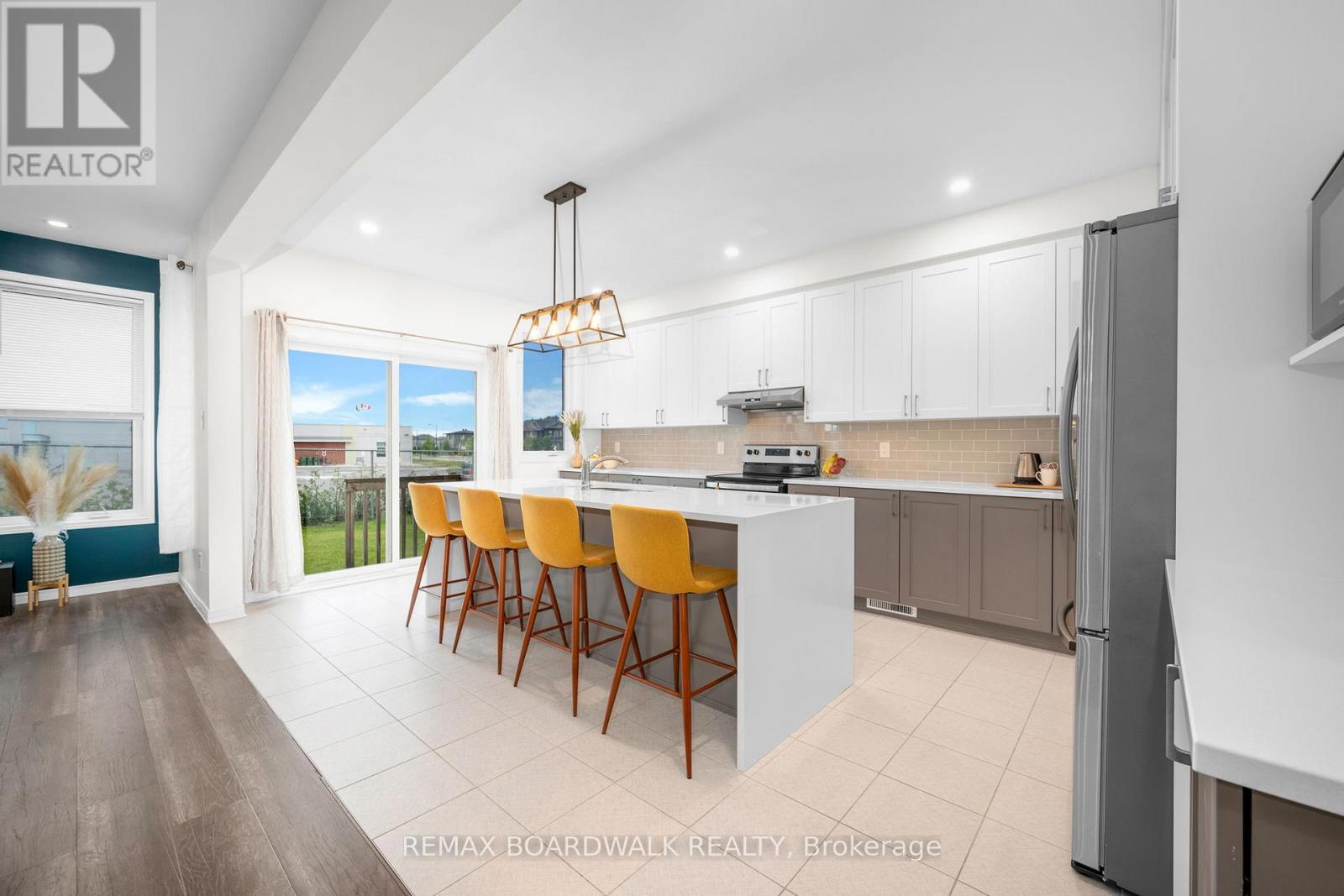 302 HALIBURTON HEIGHTS, Ottawa, Ontario, K2S1S3 — Photo 18