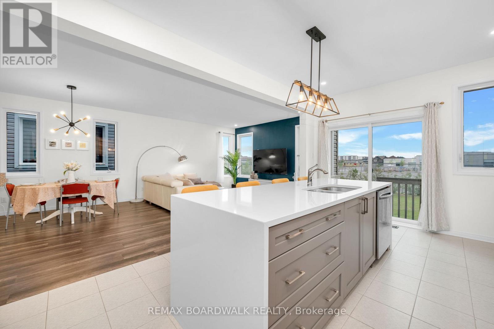 302 HALIBURTON HEIGHTS, Ottawa, Ontario, K2S1S3 — Photo 20