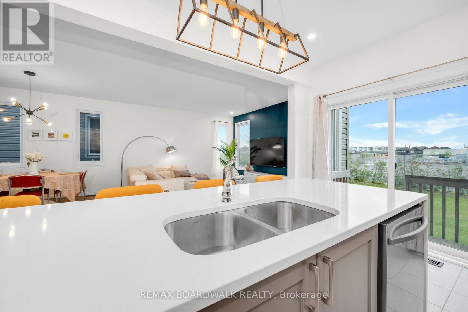 302 HALIBURTON HEIGHTS, Ottawa, Ontario, K2S1S3 — Photo 21