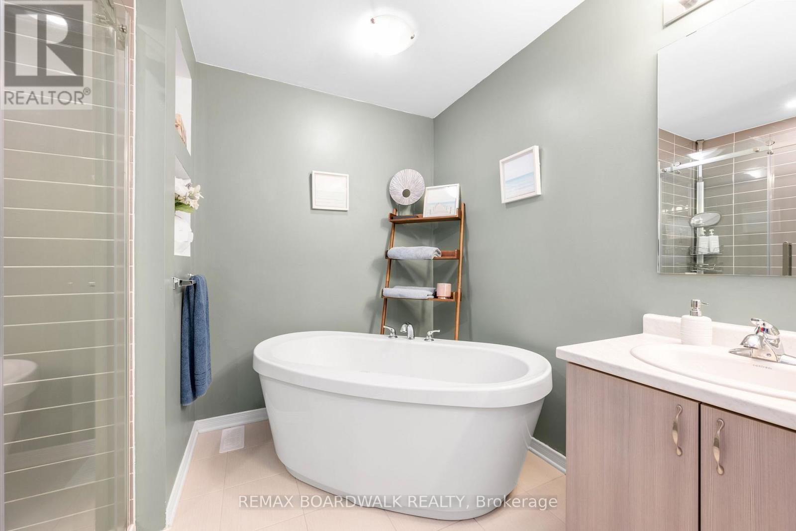 302 HALIBURTON HEIGHTS, Ottawa, Ontario, K2S1S3 — Photo 37