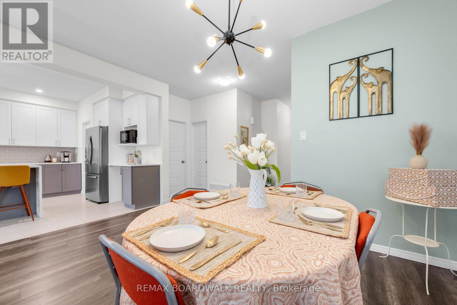 302 HALIBURTON HEIGHTS, Ottawa, Ontario, K2S1S3 — Photo 9