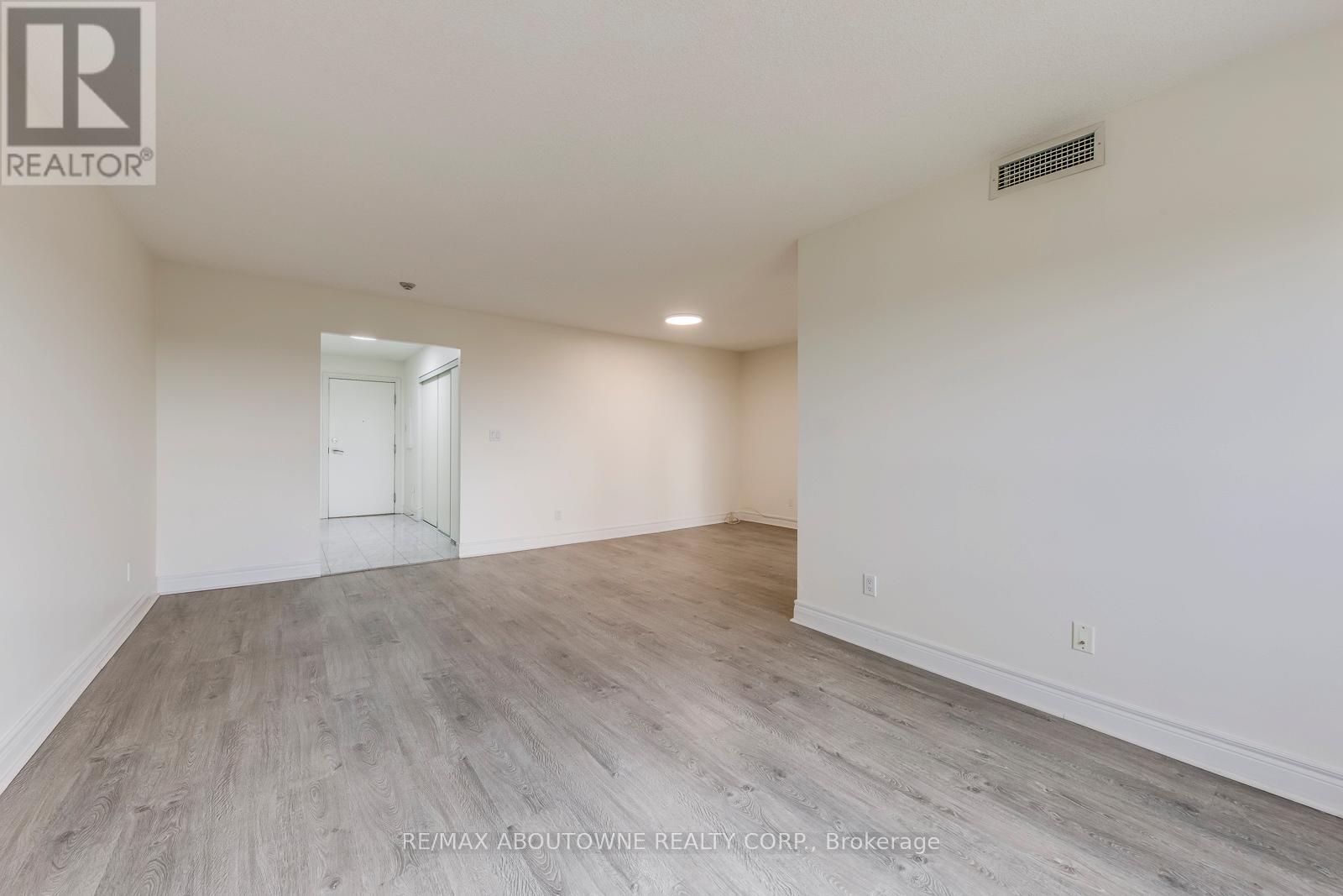 1805 - 5418 YONGE STREET, Toronto (Willowdale West), Ontario, M2N6X4 — Photo 11