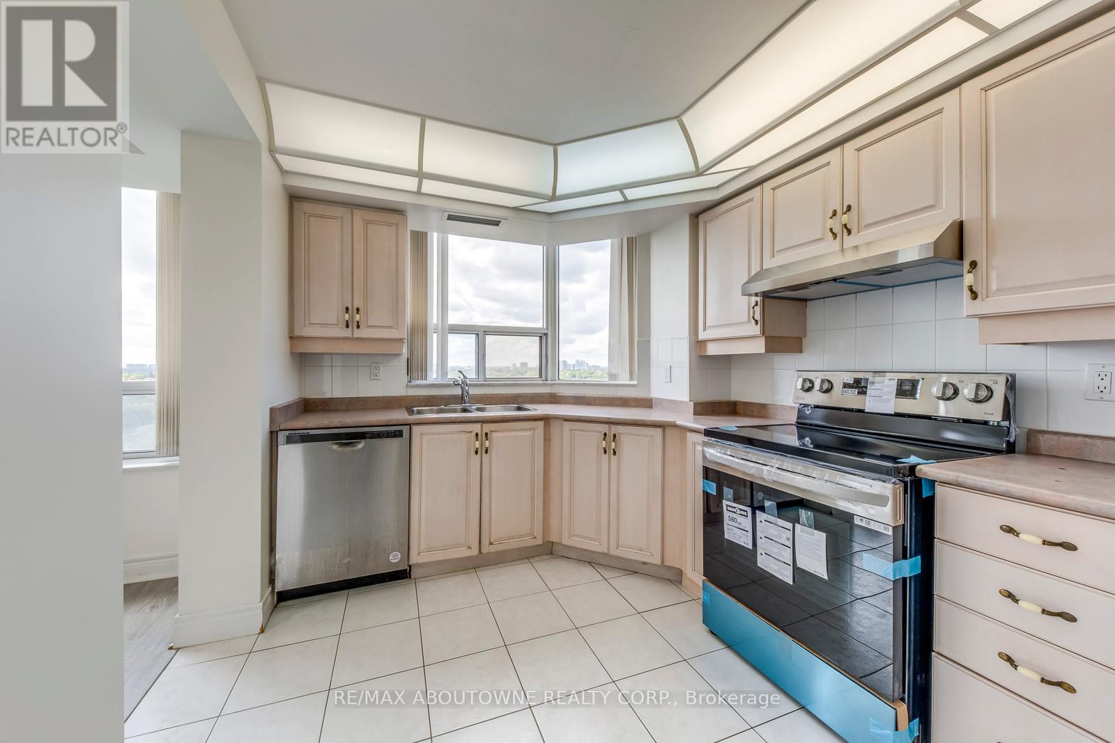 1805 - 5418 YONGE STREET, Toronto (Willowdale West), Ontario, M2N6X4 — Photo 20