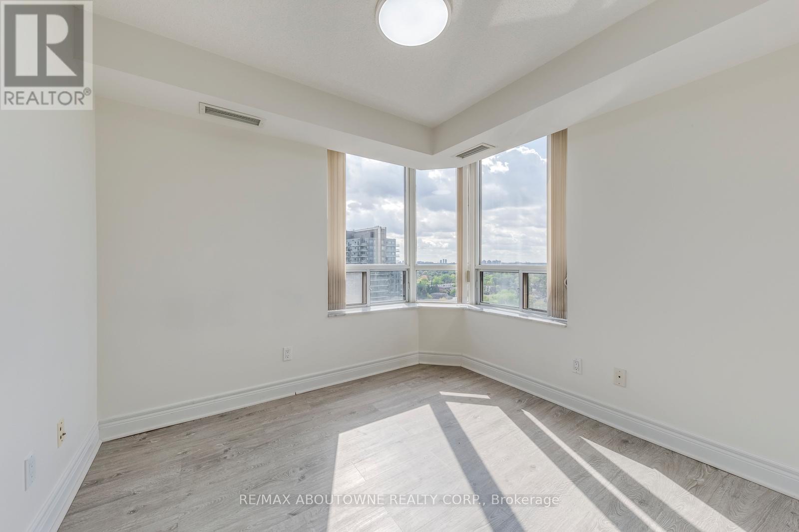 1805 - 5418 YONGE STREET, Toronto (Willowdale West), Ontario, M2N6X4 — Photo 33