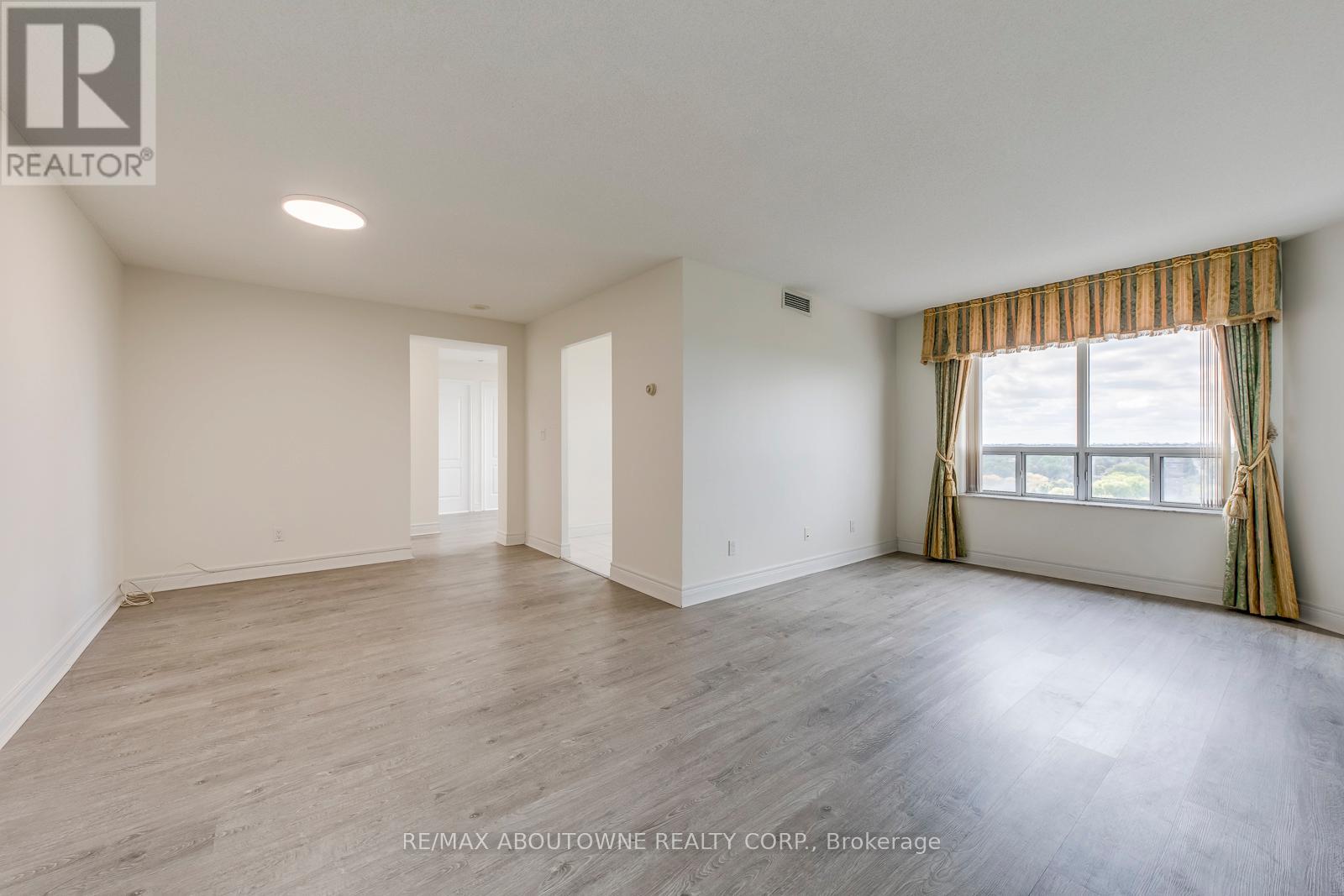 1805 - 5418 YONGE STREET, Toronto (Willowdale West), Ontario, M2N6X4 — Photo 6