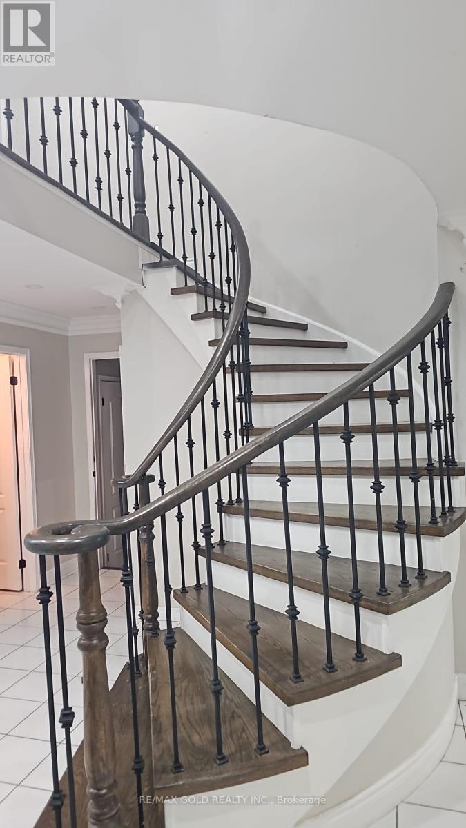 45 LIVINGSTON DRIVE, Caledon, Ontario, L7C1A1 — Photo 4