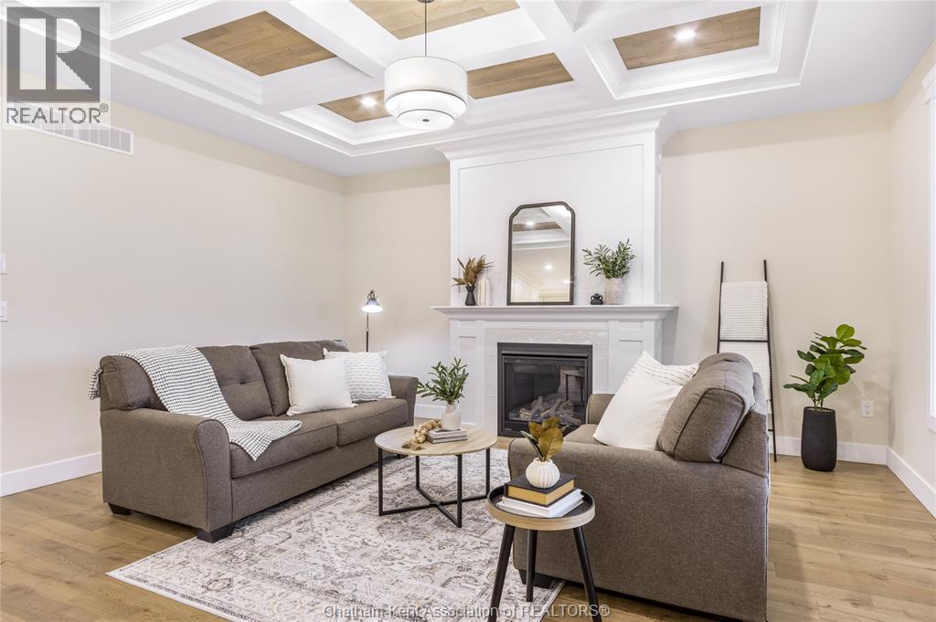 30 ROSEWOOD CRESCENT, Chatham, Ontario, N7M0V4 — Photo 12