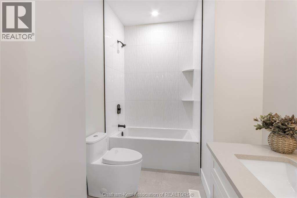 30 ROSEWOOD CRESCENT, Chatham, Ontario, N7M0V4 — Photo 37