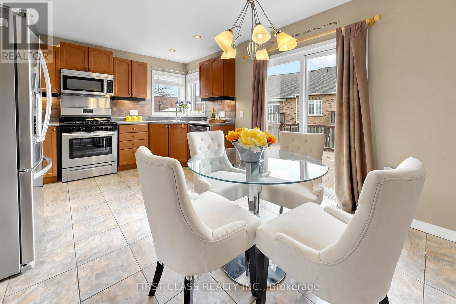 11 DIAMOND COURT, Hamilton (Mountview), Ontario, L9C7V5 — Photo 21