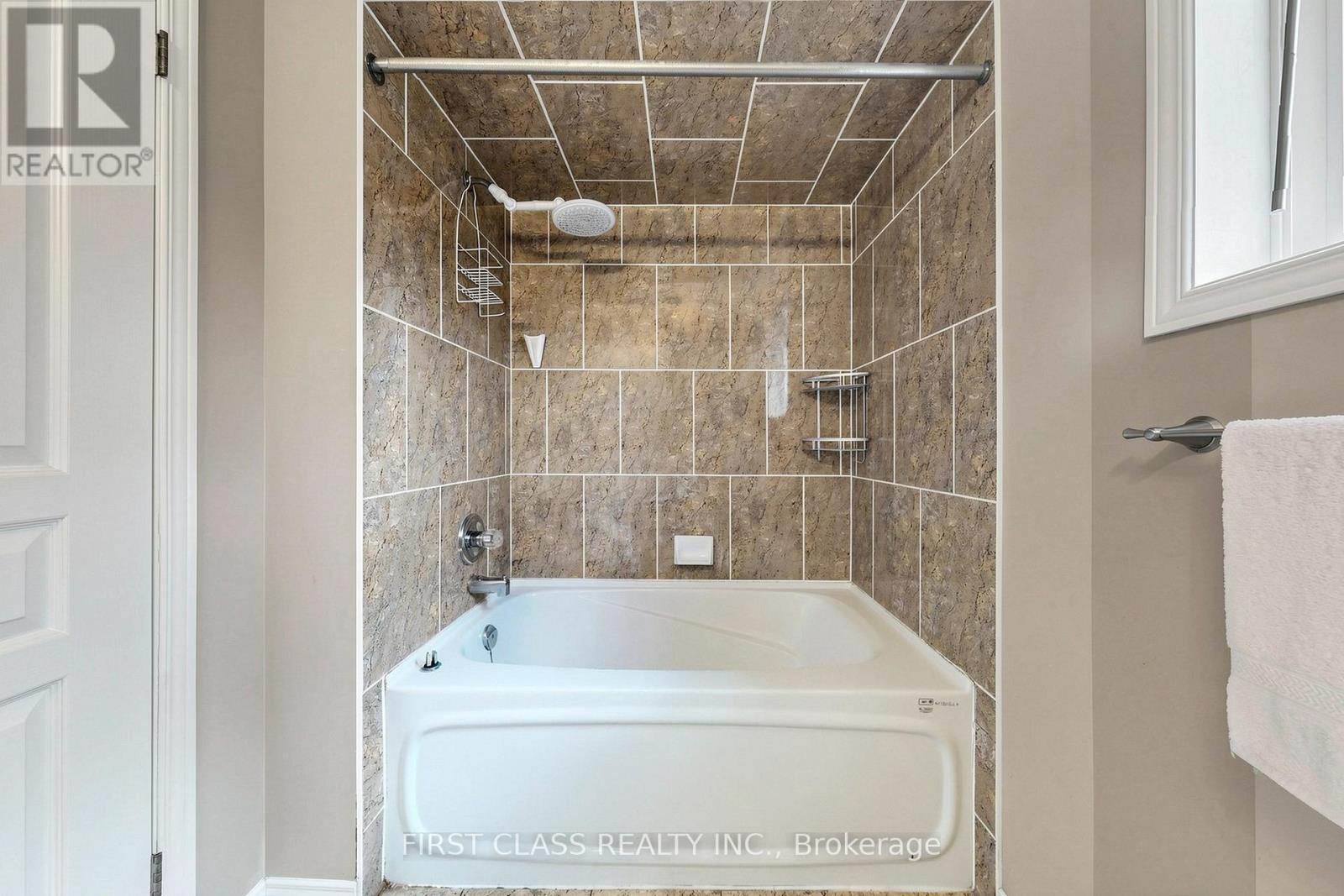 11 DIAMOND COURT, Hamilton (Mountview), Ontario, L9C7V5 — Photo 42