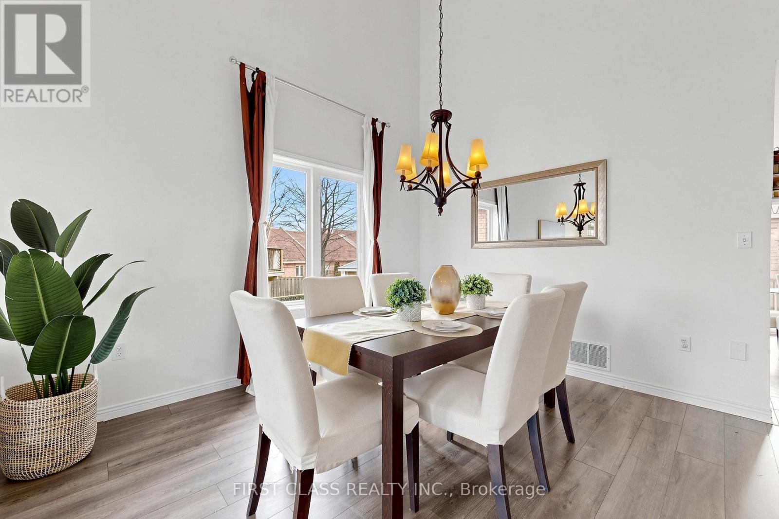 11 DIAMOND COURT, Hamilton (Mountview), Ontario, L9C7V5 — Photo 8